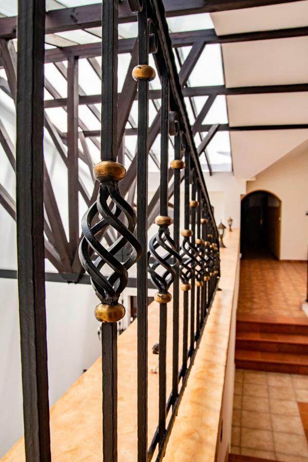 Gosciniec Asticus Bed and Breakfast Jarosław Eksteriør billede